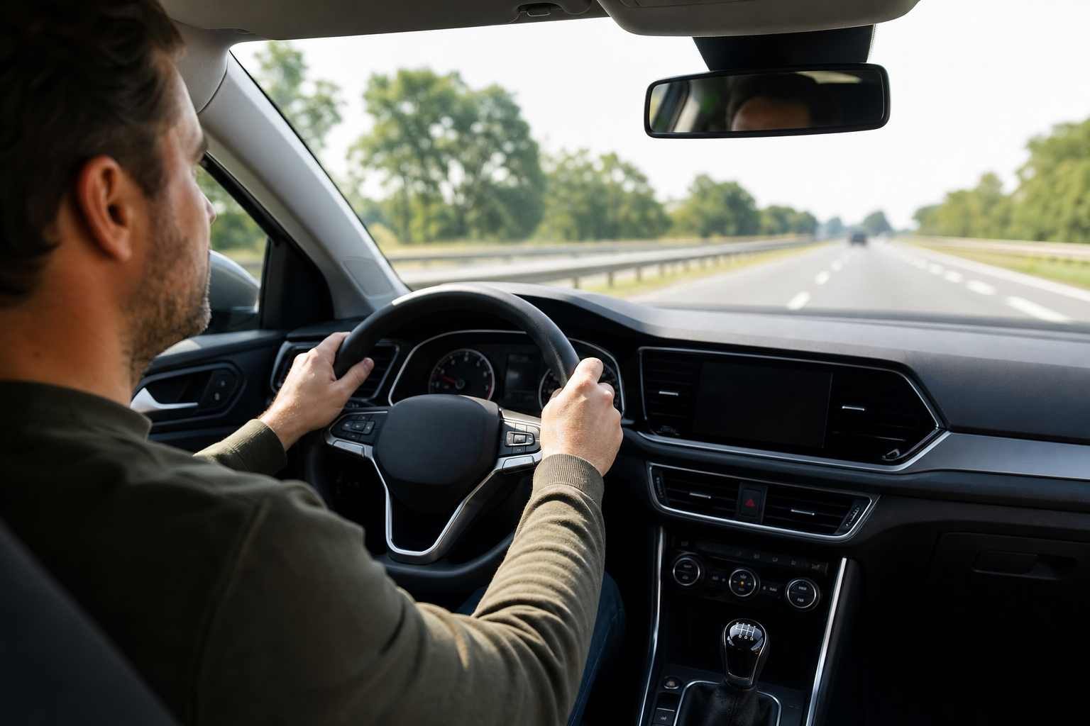 Zuinig rijden: zo past u uw rijstijl aan en bespaart u direct op brandstof